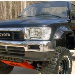 Bushwacker 31019-11