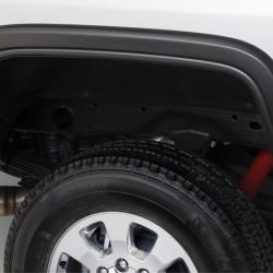 Bushwacker 40124-02