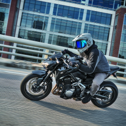 SPEED AND STRENGTH 880395