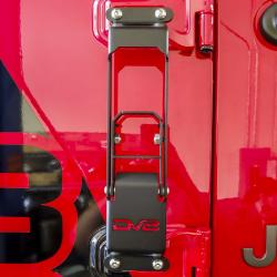 DV8 Offroad STJL-01