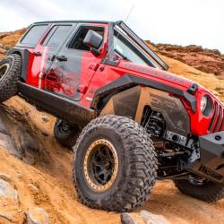 DV8 Offroad INFEND-03FR