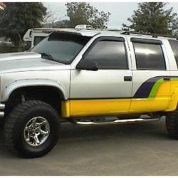 Bushwacker 40009-11
