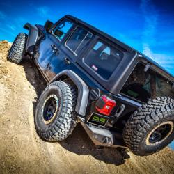 DV8 Offroad RBJL-01
