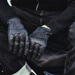 SPEED AND STRENGTH 878616