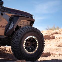 DV8 OFFROAD INFEND03FB