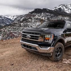 HUSKY LINERS 2830196