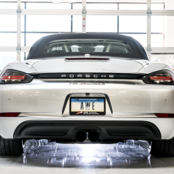 AWE Tuning 3025-33020