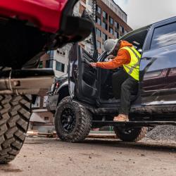 AMP Research 96140-01A