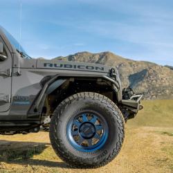 DV8 OFFROAD FDJL06
