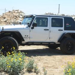 DV8 OFFROAD HT07FB42