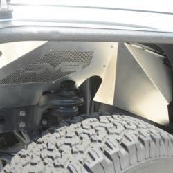 DV8 OFFROAD INFEND01FR