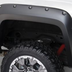 Bushwacker 40967-02