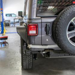 DV8 Offroad FDJL-04