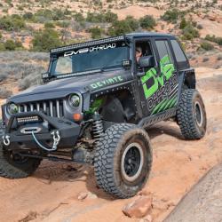 DV8 Offroad INFEND-01FR