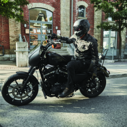 SPEED AND STRENGTH 889518