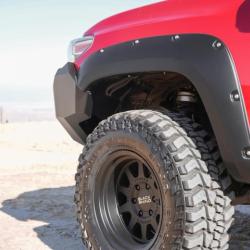 Bushwacker 30047-02