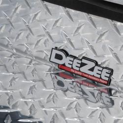 DEE ZEE DZ1052