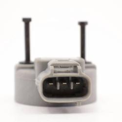 UNITED MOTOR PRODUCTS CAM104