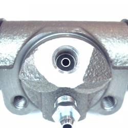 FAMOUS BRAND 147587009