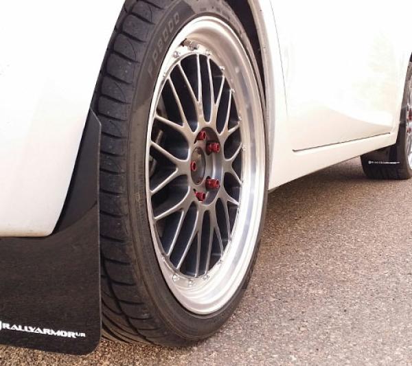 Rally Armor MF31-UR-RD/WH