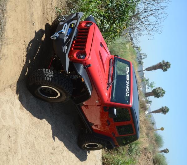 DV8 Offroad HT07FB42