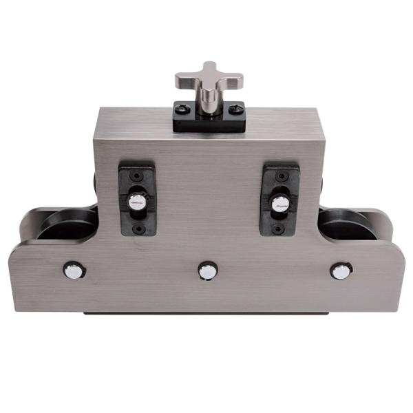 Russell 654440
