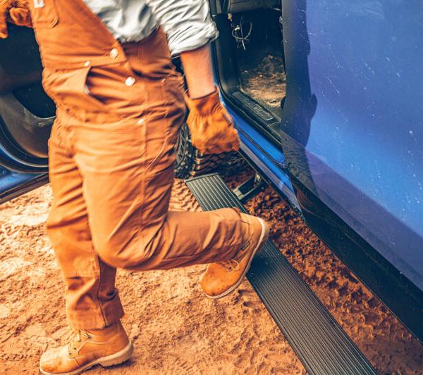 AMP Research 76240-01A