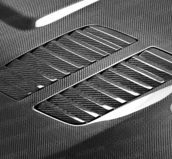 Seibon HD1213BMWF30-GTR