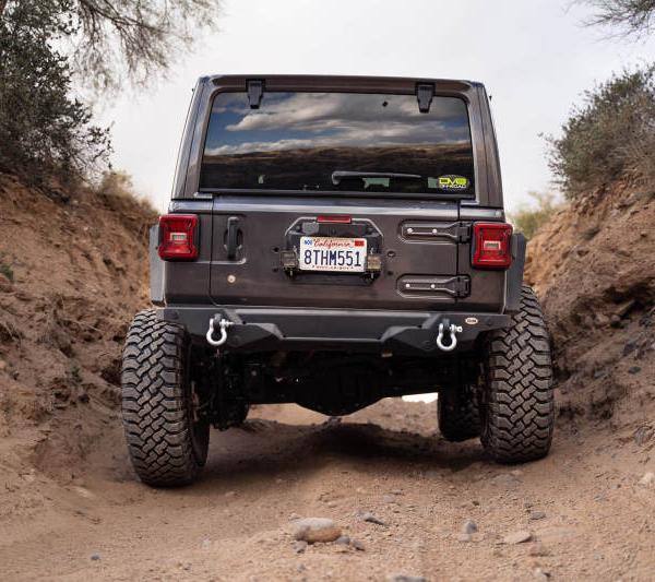 DV8 Offroad TSJL-03