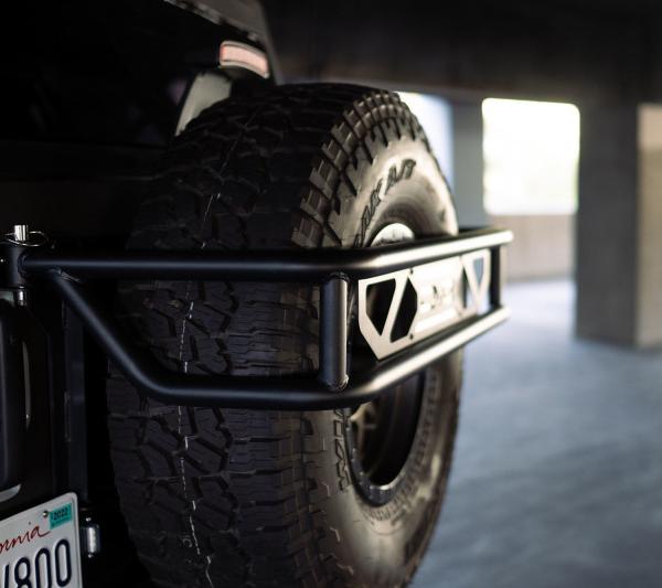 DV8 Offroad TCBR-01