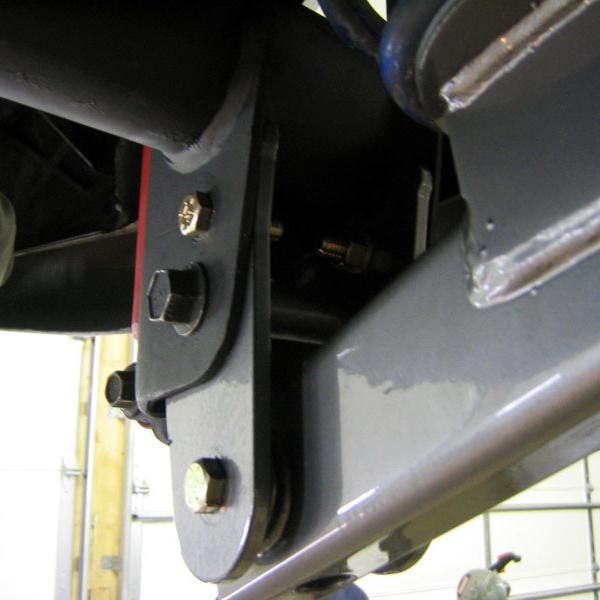 UMI Performance 1025-B