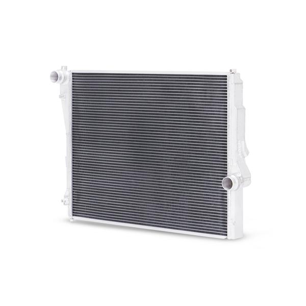 Mishimoto MMRAD-E46-323