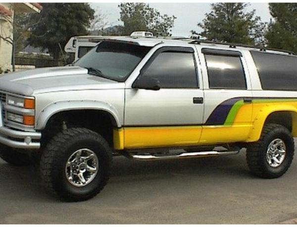 Bushwacker 40009-11