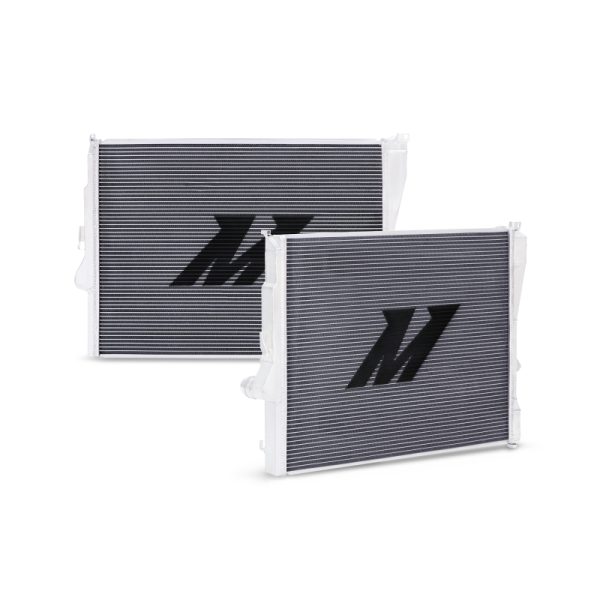 Mishimoto MMRAD-E46-323