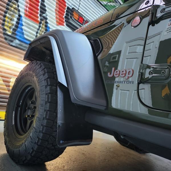 Rally Armor MF104-BLK-AGN
