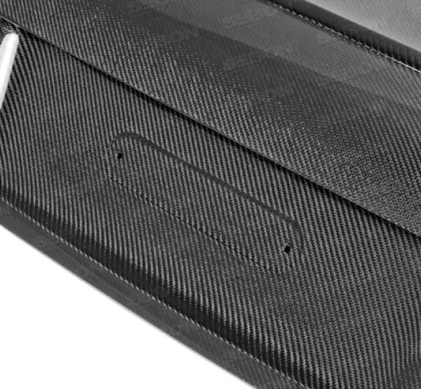 Seibon TL0708BMWE922D-C