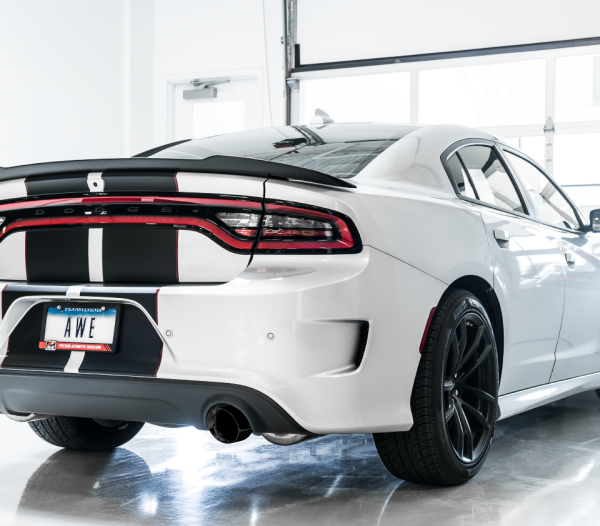 AWE Tuning 3020-33070