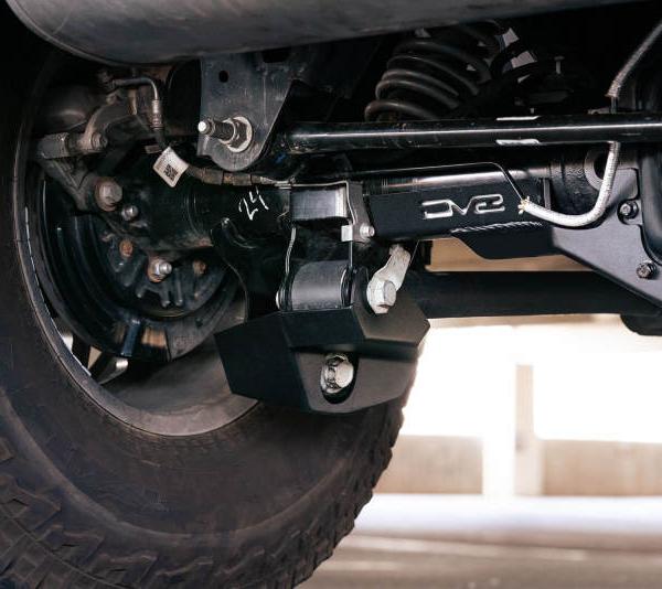 DV8 Offroad SPBR-04