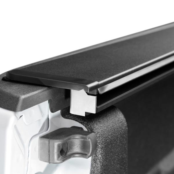Roll-N-Lock LG496M