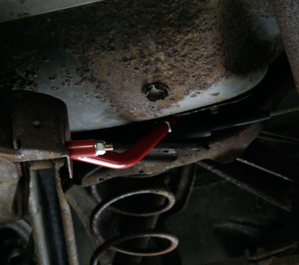 UMI Performance 3028-B