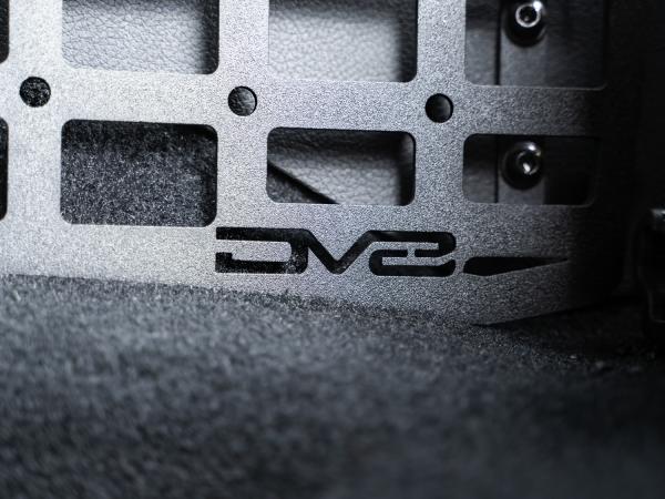 DV8 Offroad CCJL-01