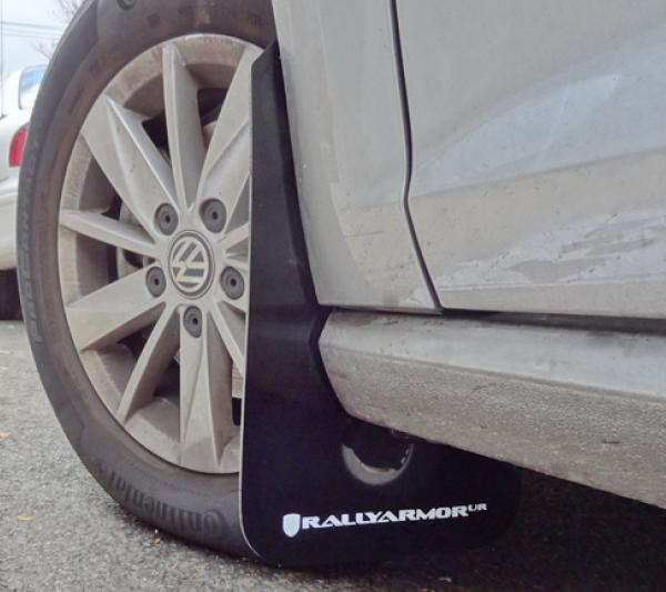 Rally Armor MF37-UR-BLK/WH