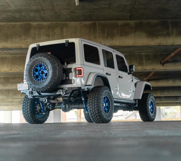 DV8 Offroad RBJL-11