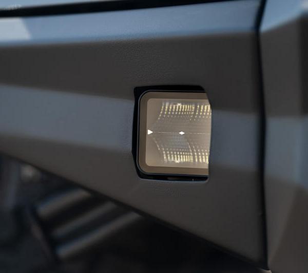 DV8 Offroad BE3EW40W