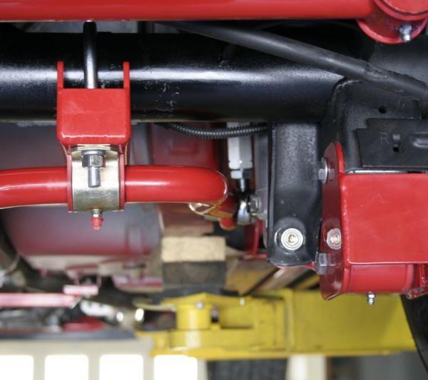 UMI Performance 2245-325-B