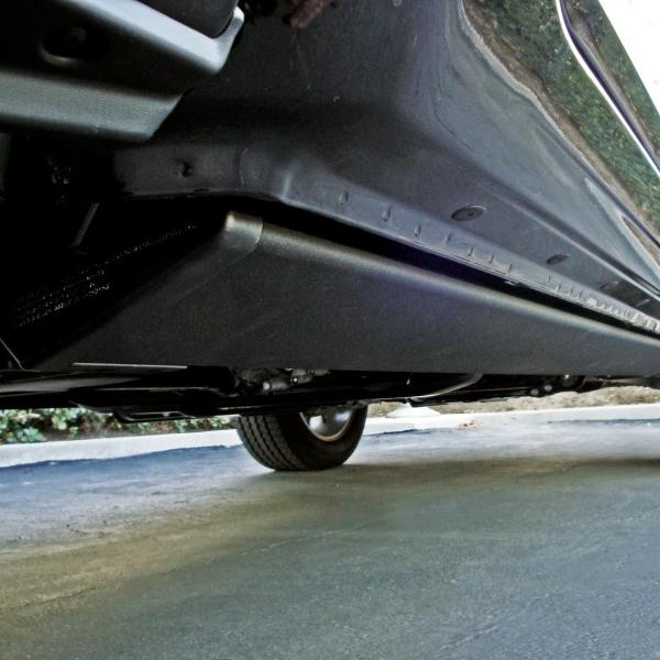 AMP Research 76138-01A