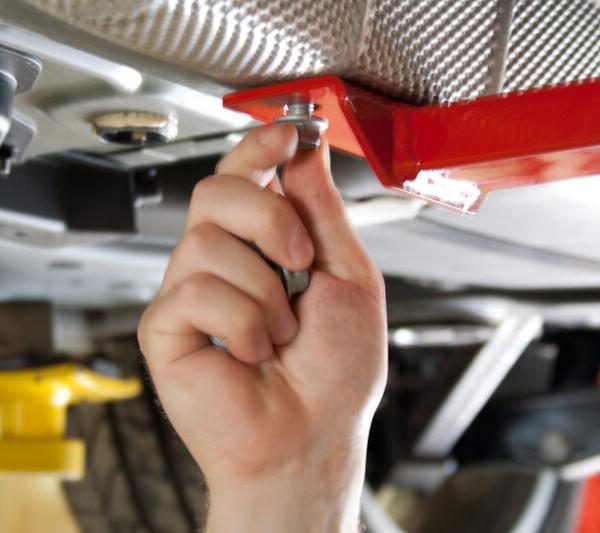 UMI Performance 2500-B