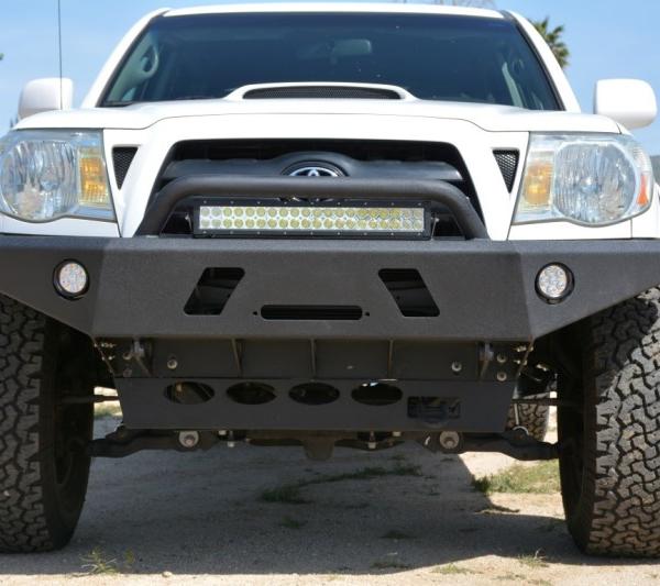 DV8 Offroad FBTT1-01