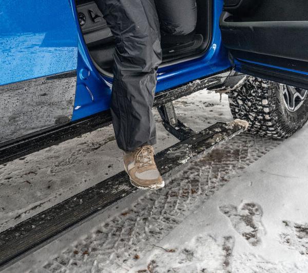 AMP Research 78240-01A