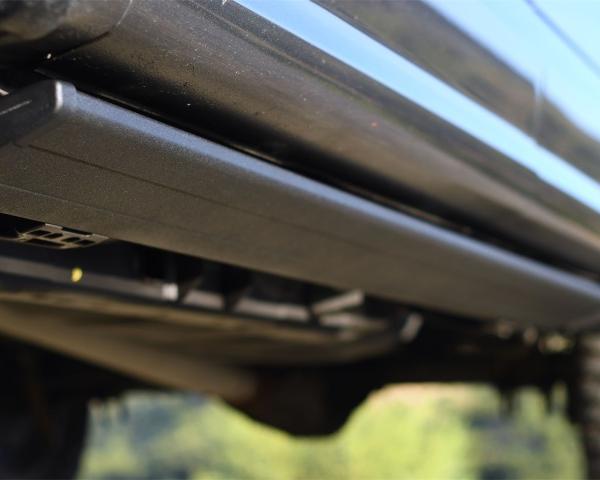 AMP Research 86127-01A